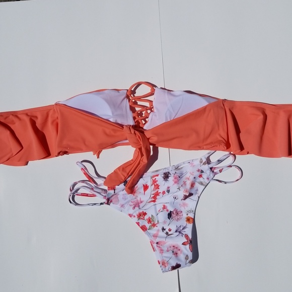 Sz L Super cute ruffle bikini - Picture 5 of 7